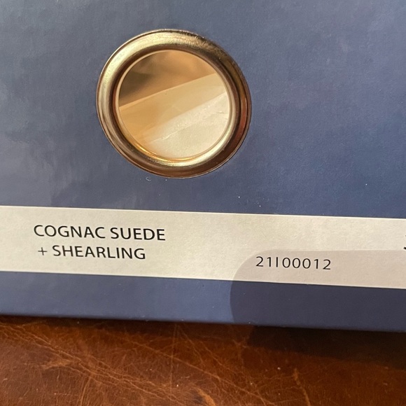 NWT Napoleani suede and shearling ankle boots - Picture 6 of 6